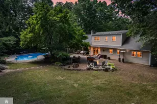 4 Garvey Dr, Monroe Township, NJ 08831 - Photo 2