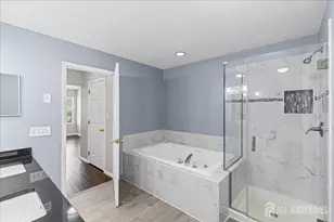 302 Wellington Park Dr, South Brunswick Township, NJ 08540 - Photo 20