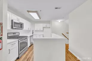 273 Prestwick Way, Edison, NJ 08820 - Photo 8