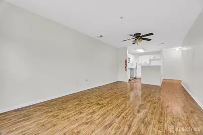 273 Prestwick Way #273, Edison, NJ 08820 - Photo 6