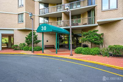 30 S Adelaide Avenue #2M, Highland Park, NJ 08904 - Photo 2