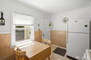 350 Suttons Ln, Edison, NJ 08817 - Photo 8