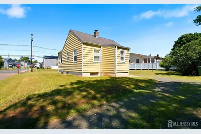 350 Suttons Lane, Edison, NJ 08817 - Photo 16