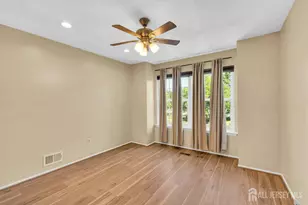 385 Draco Rd, Piscataway Township, NJ 08854 - Photo 16