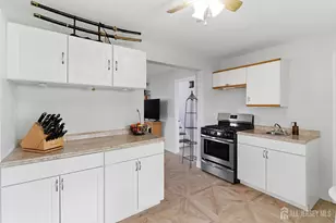 16 E Pleasant Ave, Sewaren, NJ 07077 - Photo 6