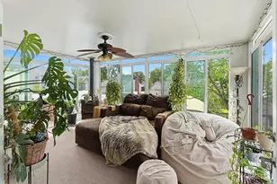 16 E Pleasant Ave, Sewaren, NJ 07077 - Photo 20