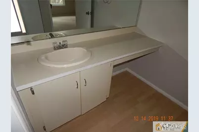 255 W Wycoff Way W, East Brunswick Township, NJ 08816 - Photo 14