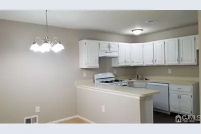 255 W Wycoff Way W, East Brunswick Township, NJ 08816 - Photo 16