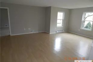 255 W Wycoff Way W, East Brunswick Township, NJ 08816 - Photo 8