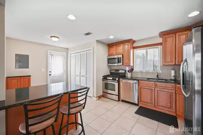 414 Fairview Avenue, Colonia, NJ 07067 - Photo 8