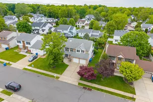36 Lynn Ct, North Brunswick Township, NJ 08902 - Photo 28