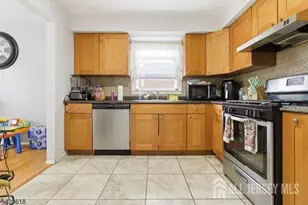 1129 E Henry St, Linden, NJ 07036 - Photo 22