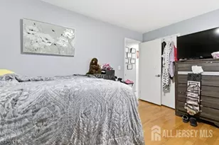 1129 E Henry St, Linden, NJ 07036 - Photo 10