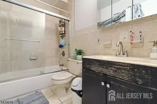 1129 E Henry St, Linden, NJ 07036 - Photo 6