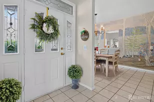 1 Umberland Pl, Monroe Township, NJ 08831 - Photo 6