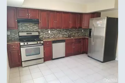 49 Larch Street, Carteret, NJ 07008 - Photo 4