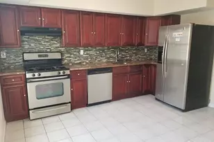 49 Larch St, Carteret, NJ 07008 - Photo 4