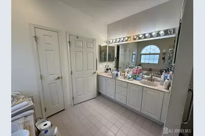 21 Westminster Drive, Monroe Township, NJ 08831 - Photo 22