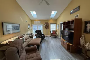 21 Westminster Dr, Monroe Township, NJ 08831 - Photo 2
