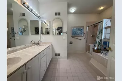 21 Westminster Drive, Monroe Township, NJ 08831 - Photo 22