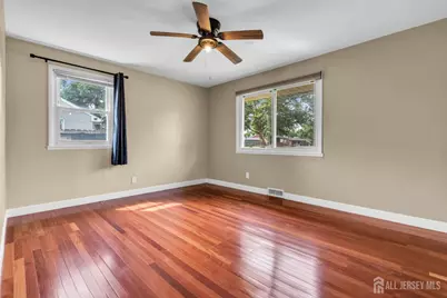 421 Rock Avenue, Piscataway Township, NJ 08854 - Photo 16