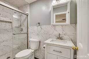 12 Tulip Ct, Edison, NJ 08820 - Photo 22