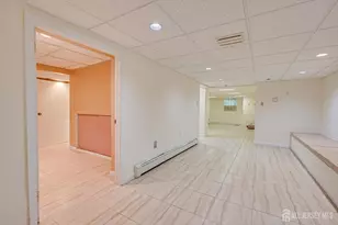 8 Parkside Dr, North Brunswick Township, NJ 08902 - Photo 42