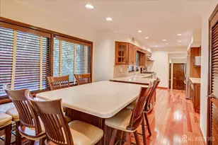 8 Parkside Dr, North Brunswick Township, NJ 08902 - Photo 34