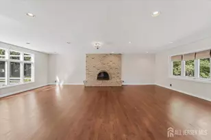 6 King Arthurs Ct, Edison, NJ 08820 - Photo 14