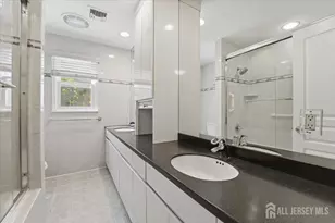 6 King Arthurs Ct, Edison, NJ 08820 - Photo 40