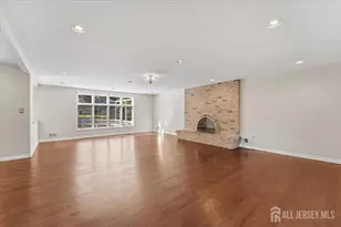 6 King Arthurs Ct, Edison, NJ 08820 - Photo 12