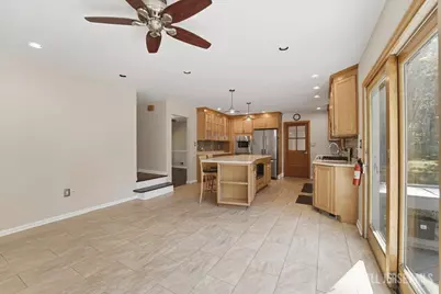 6 King Arthurs Court, Edison, NJ 08820 - Photo 18