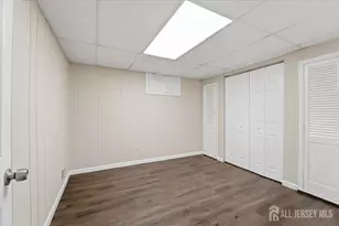6 King Arthurs Ct, Edison, NJ 08820 - Photo 44