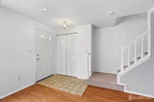 11 Aspen Ct, South Brunswick Township, NJ 08852 - Photo 4
