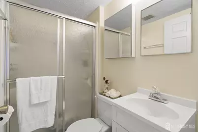 11 Aspen Court, South Brunswick Township, NJ 08852 - Photo 16