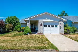 813A Deal Rd, Monroe Township, NJ 08831 - Photo 1
