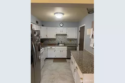 352 Willow Turn #B, Mount Laurel, NJ 08054 - Photo 2