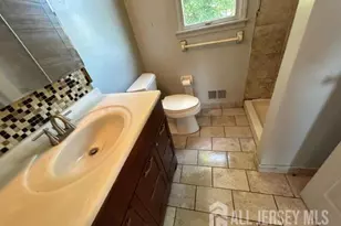59 E New St, Sewaren, NJ 07077 - Photo 8