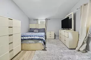 181 Hale St, New Brunswick, NJ 08901 - Photo 12