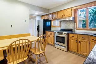 50 Sand Hills Rd, South Brunswick Township, NJ 08824 - Photo 10