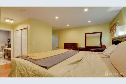 24 Foxchase Drive, Burlington Twp, NJ 08016 - Photo 22