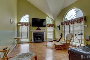 24 Foxchase Dr, Burlington Twp, NJ 08016 - Photo 18