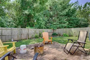 24 Foxchase Dr, Burlington Twp, NJ 08016 - Photo 6