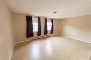 263N Middlebury Ln, Monroe Township, NJ 08831 - Photo 6