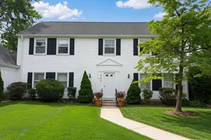 263N Middlebury Ln, Monroe Township, NJ 08831 - Photo 1