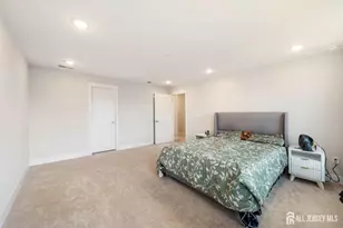 707 Station Rd, Dunellen, NJ 08812 - Photo 14