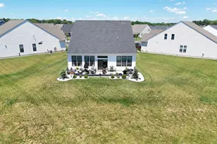 19 Magnolia Dr, Freehold Township, NJ 07728 - Photo 4