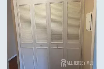 408 Woodbridge Commons Way, Iselin, NJ 08830 - Photo 16