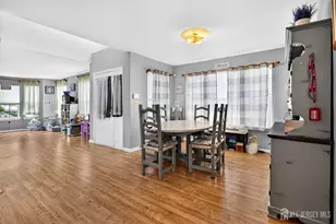 24 Amy Dr, North Brunswick Township, NJ 08902 - Photo 10