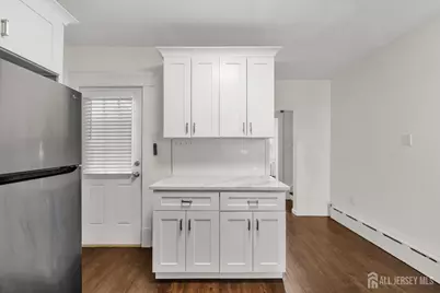 219 S Adelaide Avenue S, Highland Park, NJ 08904 - Photo 6